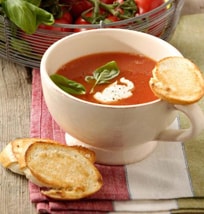 Sopa De Tomate Clásica Con Pan De Ajo | Philips